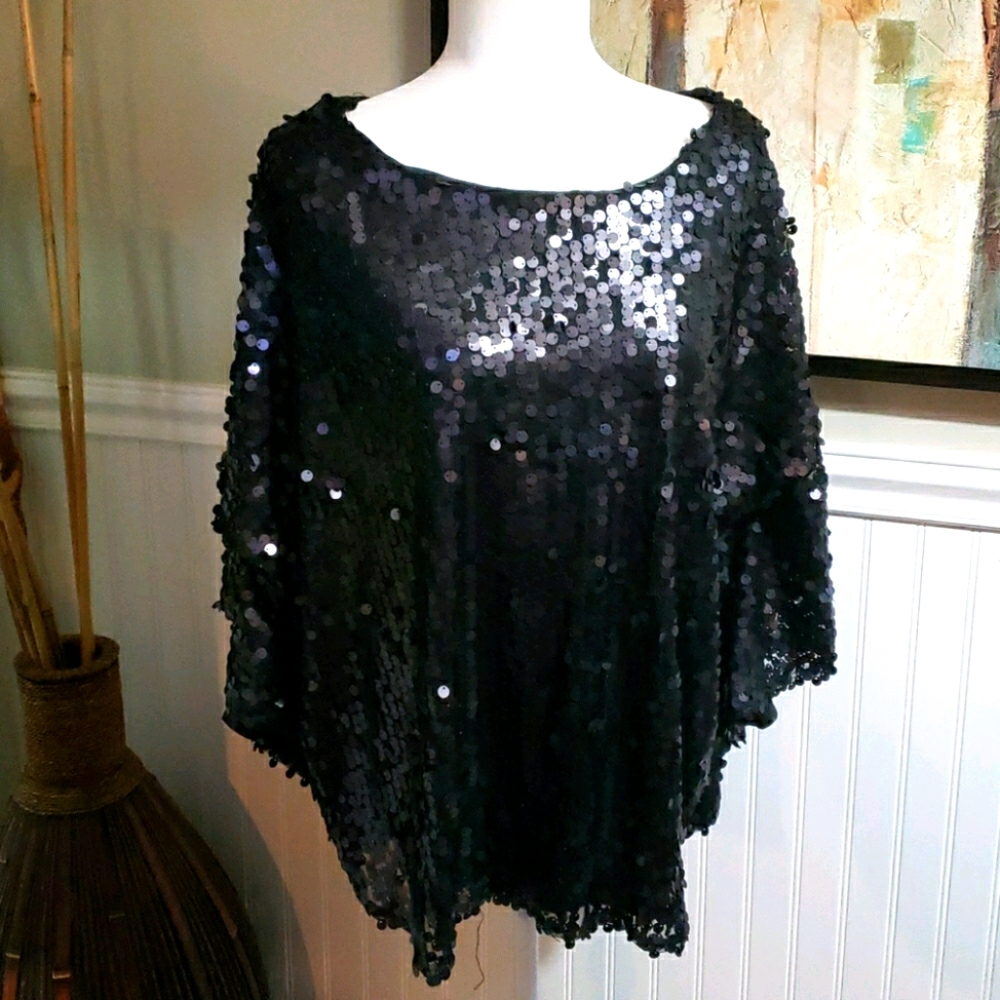 AVENUE STUDIO Sequined Top Size 14/16